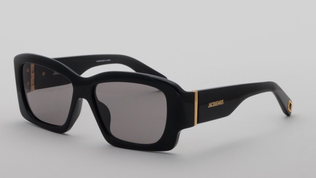 óculos Jac 60 de lado